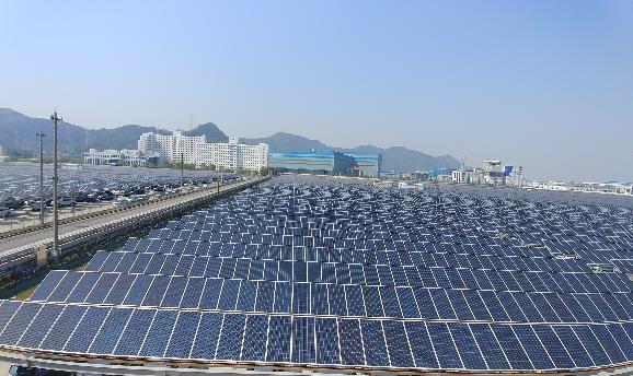 민자 7천억원 투입해 부산 산업단지 지붕 등에 대규모 태양광 패널을 설치하는 프로젝트가 추진된다. (출처: 부산시)